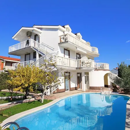 Zecevo Rtic 8366a Appartement *