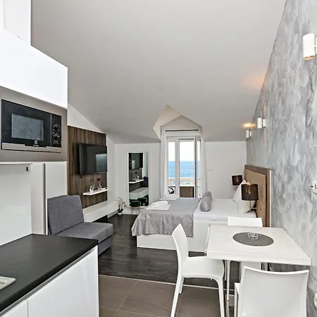 Appartement Zecevo Rtic 8366a