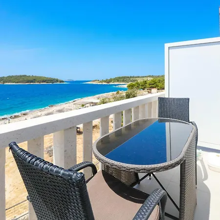 Studio Zecevo Rtic 8366a Rogoznica (Sibenik-Knin)