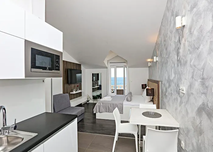 Appartement Zecevo Rtic 8366a