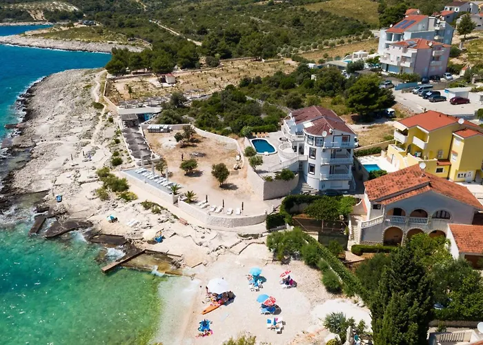 Appartement Zecevo Rtic 8366a