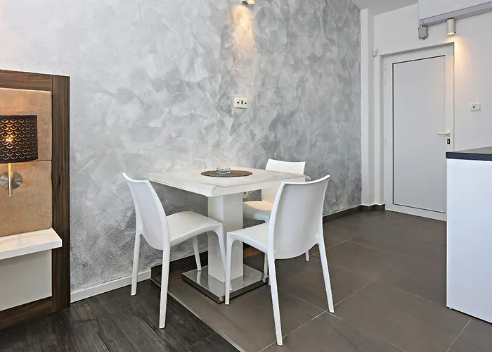 Zecevo Rtic 8366a * 罗戈兹尼察