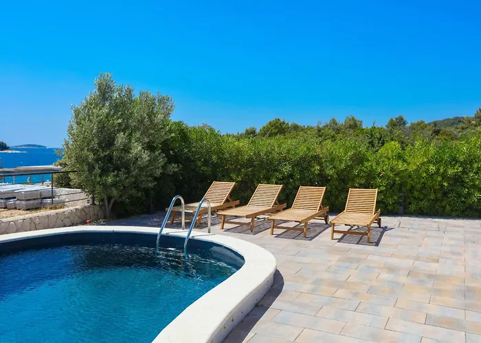 公寓 Zecevo Rtic 8366a 罗戈兹尼察